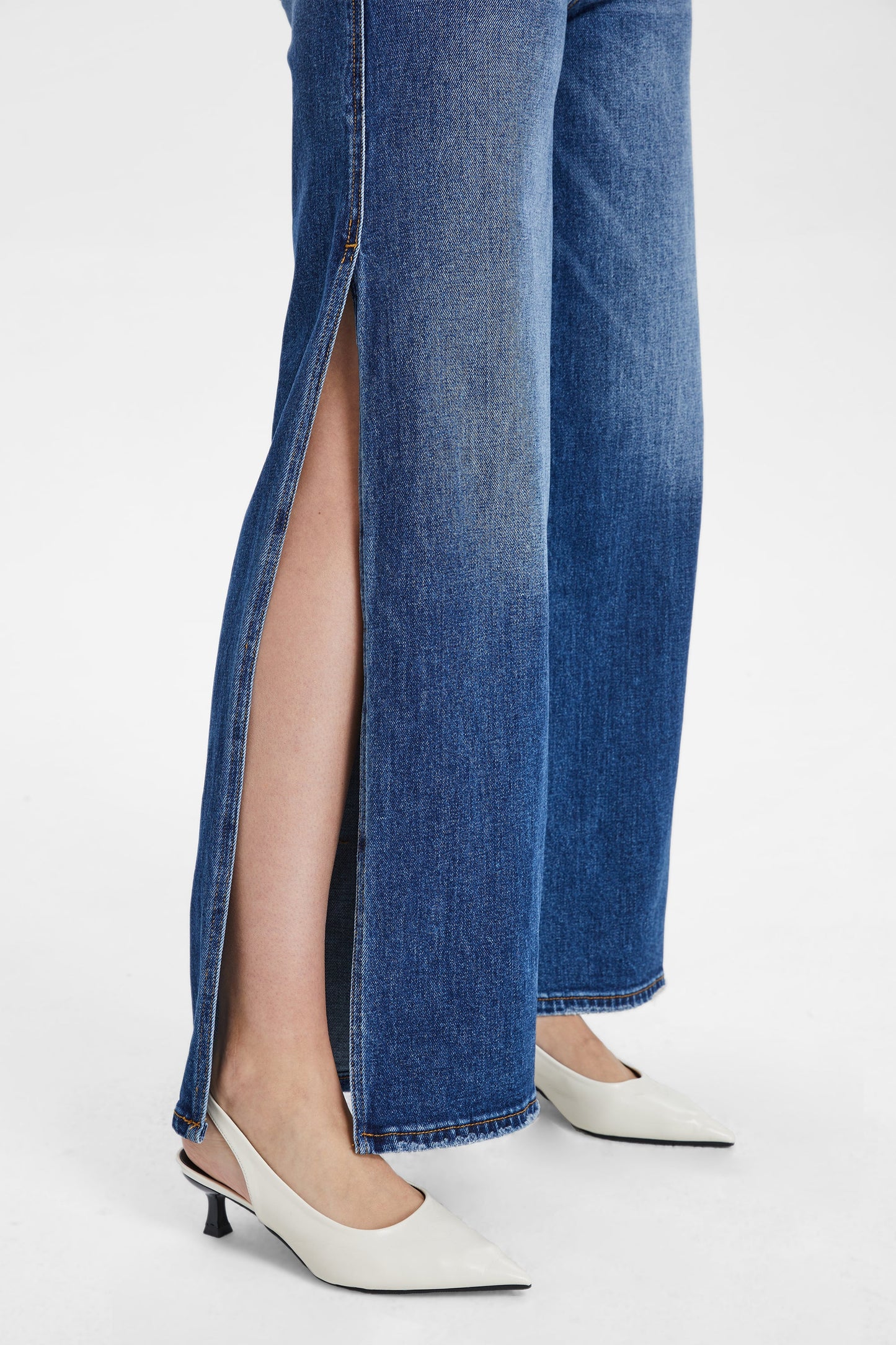 HIGH RISE WIDE LEG JEANS WITH SLIT BYW8037 LOVELY