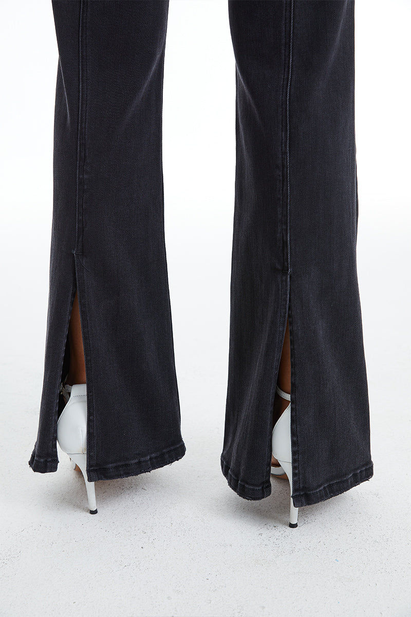 HIGH RISE BOOTCUT WITH SLIT JEANS BYF1124 (BYHE071) BLACK