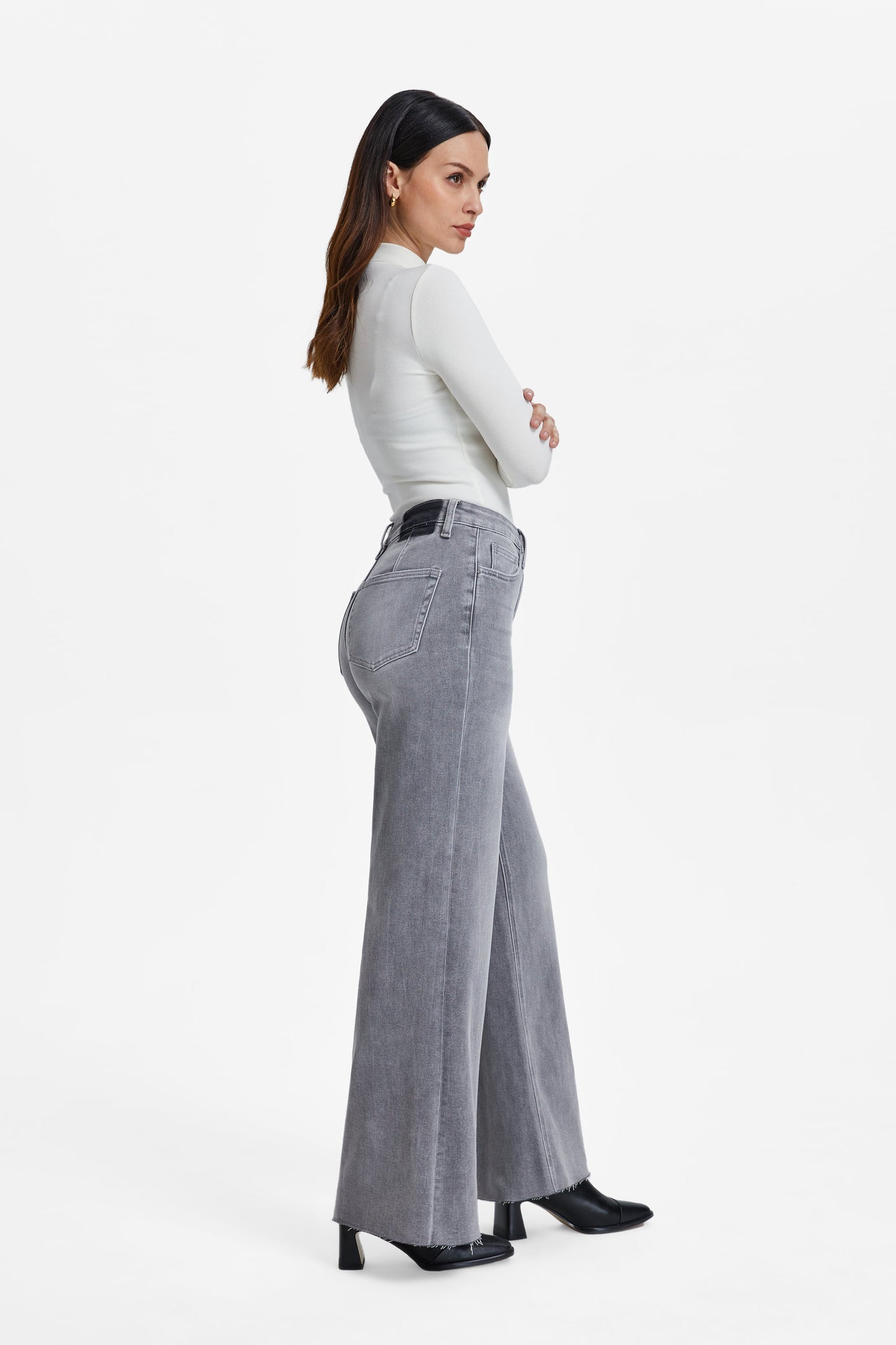 BELLA HIGH RISE WIDE LEG JEANS WITH RAW HEM BYW8101 STONE GRAY